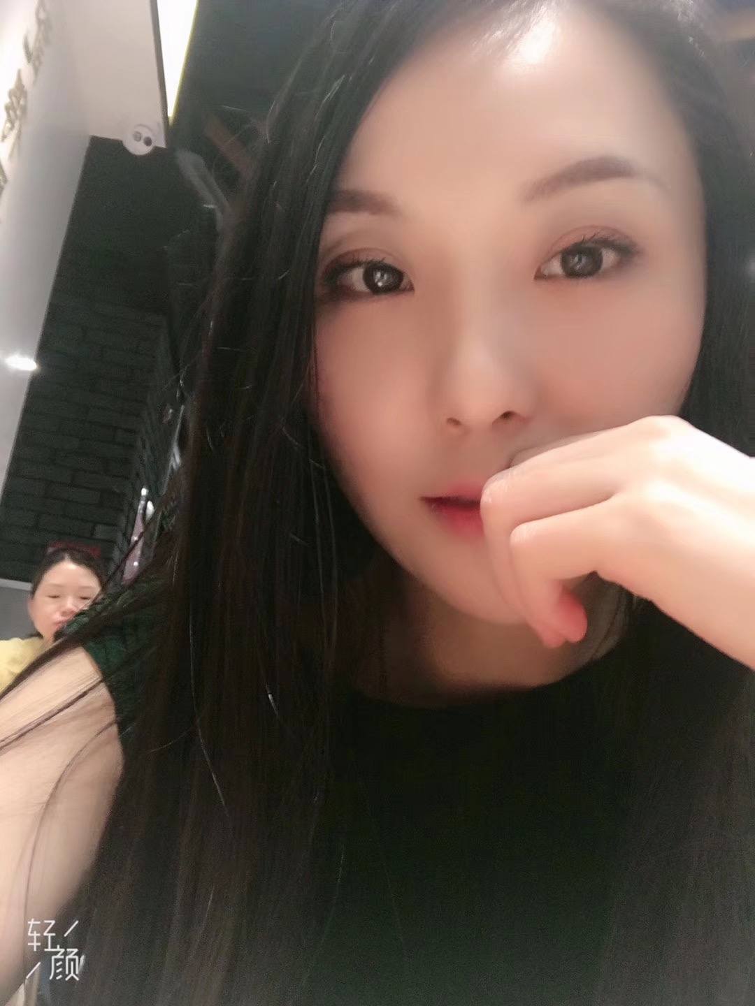 1f4b97fc1eba4f9b86bb095284949e23.jpg